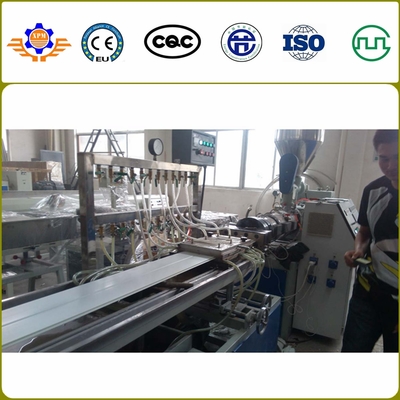 150-250Kg/H PVC Wall Panel Extrusion Line WPC Wall Panel Making Machine