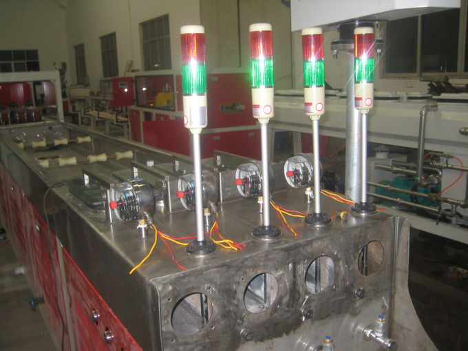 Machine à quatre tubes d'extrusion de tuyau de PVC, chaîne de production électrique de tuyau de conduit 0